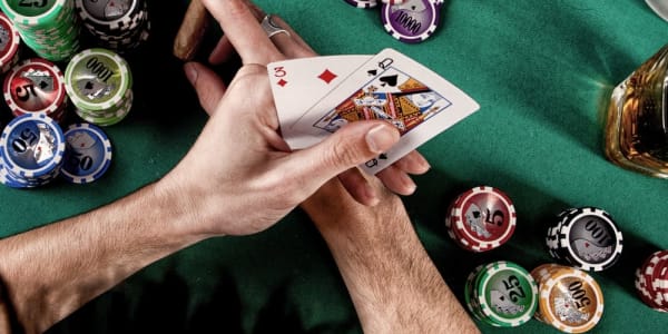 3 Lebih Banyak Perbedaan Utama Antara Pemain Blackjack & Poker